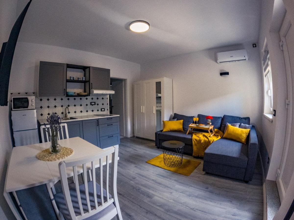 Deluxe Apartment And Studio "Nona Fa" Rijeka Bagian luar foto