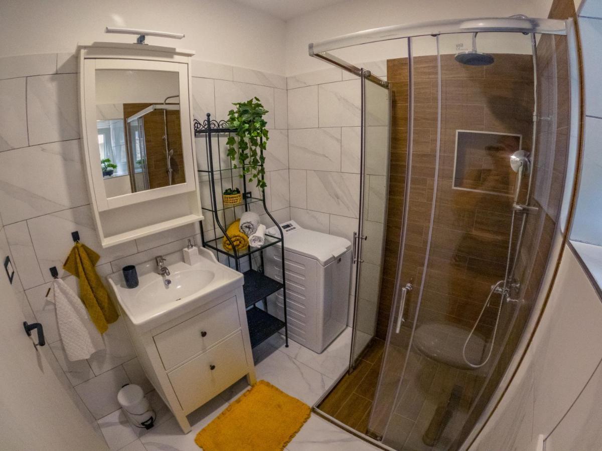 Deluxe Apartment And Studio "Nona Fa" Rijeka Bagian luar foto